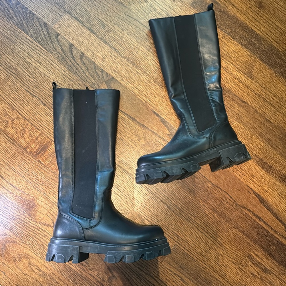 Steve Madden chunky knee boots
